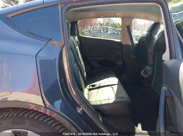 LRWYGDFD0PC019346 2023 TESLA MODEL Y - Image 8