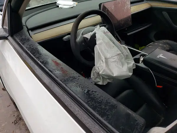 LRWYGDFD0PC929997 2023 TESLA MODEL Y - Image 8