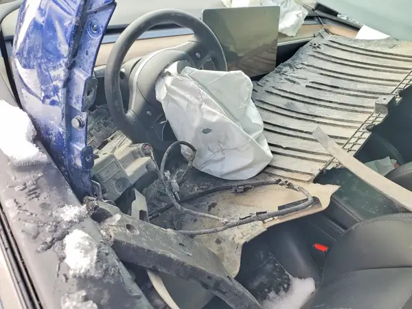 LRWYGDFD1PC227087 2023 TESLA MODEL Y - Image 8