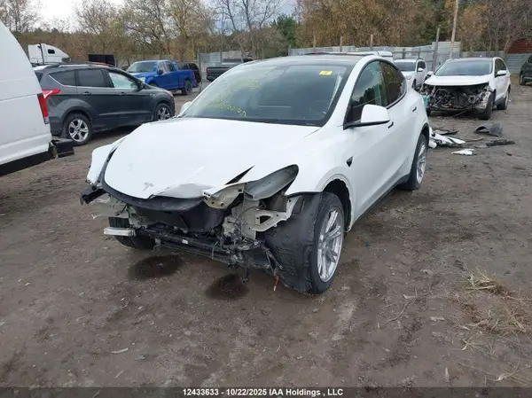 LRWYGDFD1PC901724 2023 TESLA MODEL Y - Image 2