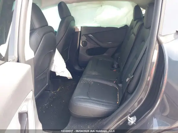 LRWYGDFD1RC673257 2024 TESLA MODEL Y - Image 8