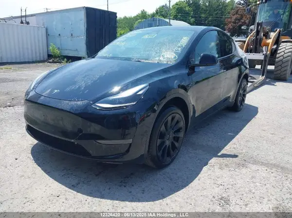LRWYGDFD2PC071805 2023 TESLA MODEL Y - Image 2
