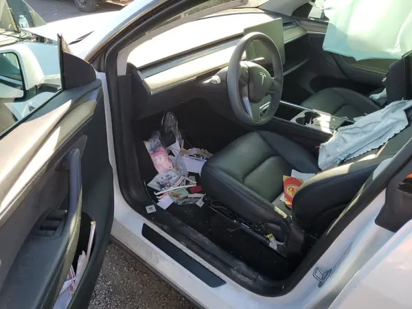 LRWYGDFD2PC967392 2023 TESLA MODEL Y - Image 8