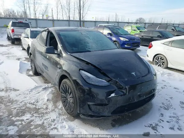 LRWYGDFD3PC966221 2023 TESLA MODEL Y - Image 1
