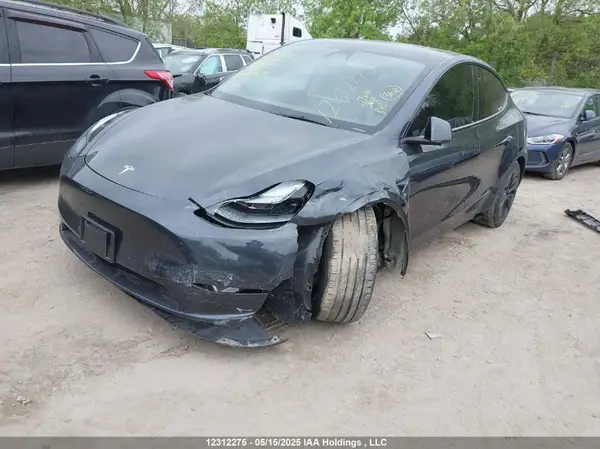 LRWYGDFD3RC672322 2024 TESLA MODEL Y - Image 2