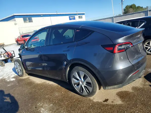 LRWYGDFD5PC071930 2023 TESLA MODEL Y - Image 2