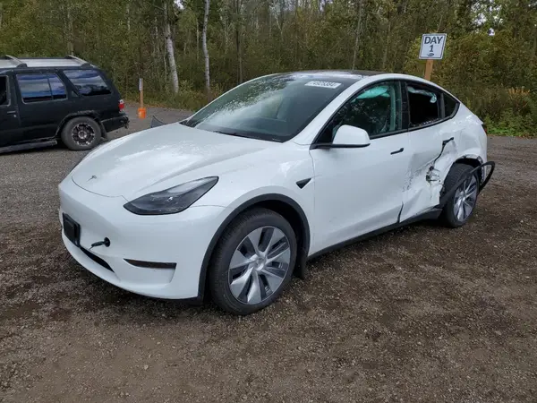 LRWYGDFD5PC967631 2023 TESLA MODEL Y - Image 1