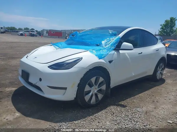 LRWYGDFD5PC967774 2023 TESLA MODEL Y - Image 2
