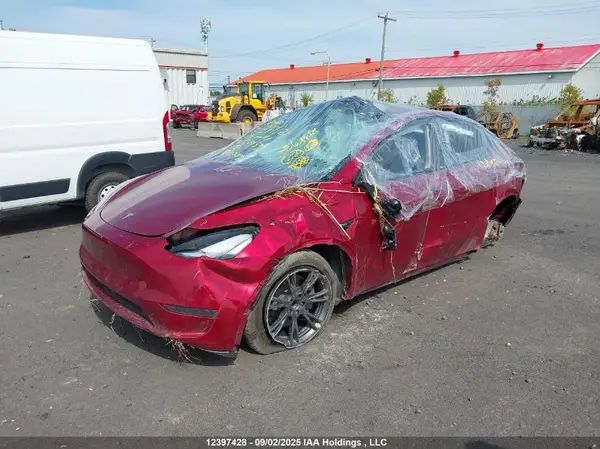 LRWYGDFD5RC639399 2024 TESLA MODEL Y - Image 2