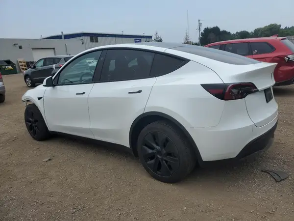 LRWYGDFD7RC639369 2024 TESLA MODEL Y - Image 2