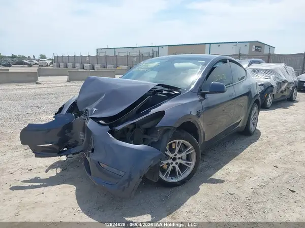 LRWYGDFD8PC221688 2023 TESLA MODEL Y - Image 2