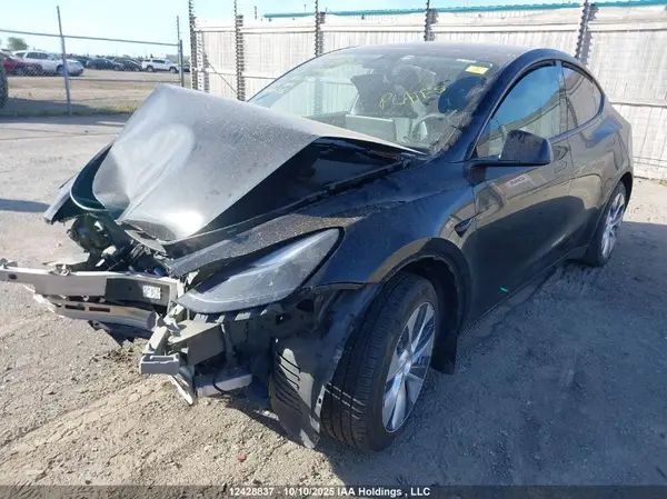 LRWYGDFD9PC966742 2023 TESLA MODEL Y - Image 2
