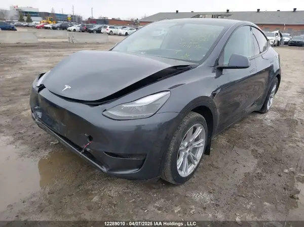 LRWYGDFDXPC057635 2023 TESLA MODEL Y - Image 2