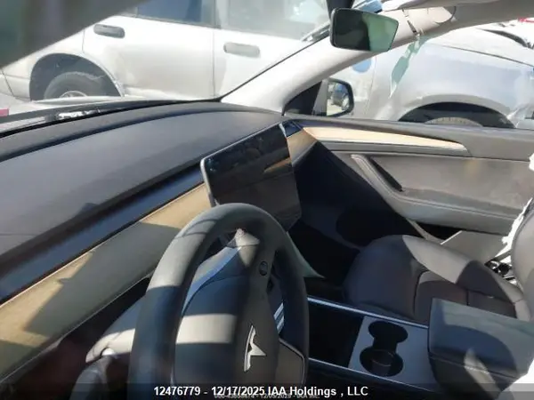 LRWYGDFDXPC163454 2023 TESLA MODEL Y - Image 8