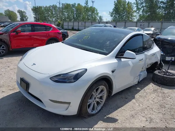 LRWYGDFDXPC967611 2023 TESLA MODEL Y - Image 2