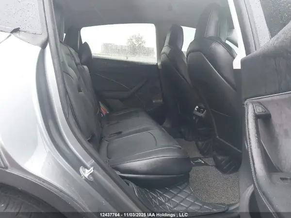 LRWYGDFDXRC662578 2024 TESLA MODEL Y - Image 8