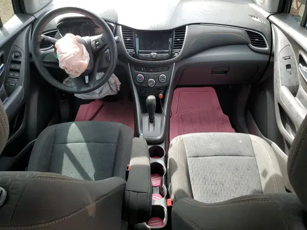LSGCJKSB0KY007477 2019 CHEVROLET TRAX - Image 8