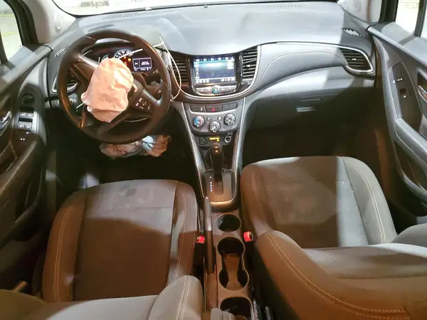LSGCJKSB1KY011683 2019 CHEVROLET TRAX - Image 8