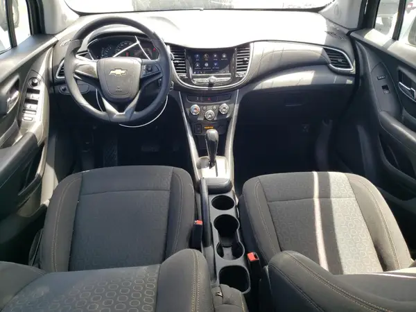LSGCJKSB6KY000842 2019 CHEVROLET TRAX - Image 8