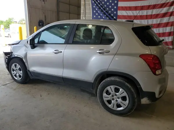 LSGCJKSB7KY000218 2019 CHEVROLET TRAX - Image 2