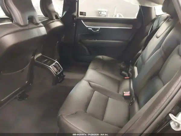LVY062AE3SP441760 2025 VOLVO S90 - Image 8