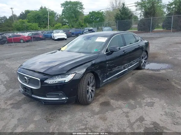 LVY062MA6PP343550 2023 VOLVO S90 - Image 2