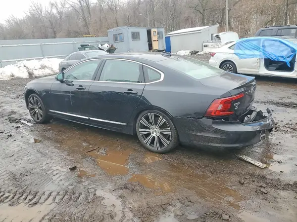 LVY062MA8PP317547 2023 VOLVO S90 - Image 2