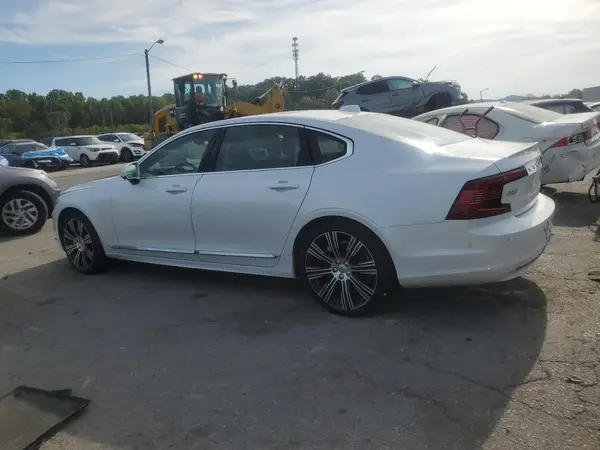LVY062MA8PP335174 2023 VOLVO S90 - Image 2