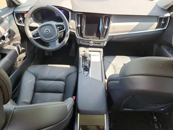 LVY062ME1RP413171 2024 VOLVO S90 - Image 8