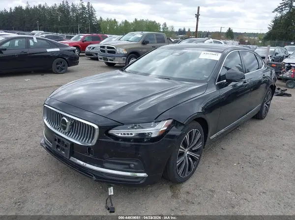 LVY062ME4RP418168 2024 VOLVO S90 - Image 2