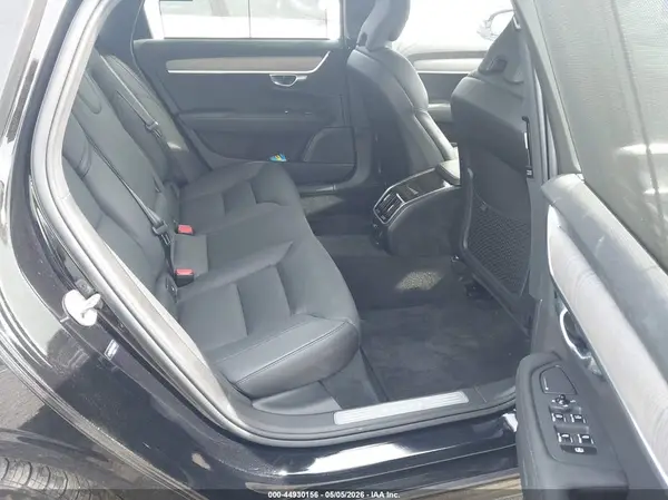 LVY062ME7RP422330 2024 VOLVO S90 - Image 8
