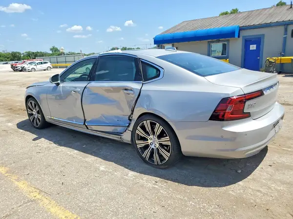 LVY062MF6RP415636 2024 VOLVO S90 - Image 2