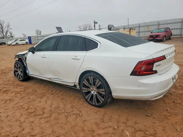 LVY062MFXRP409838 2024 VOLVO S90 - Image 2