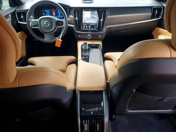 LVY062ML0NP263532 2022 VOLVO S90 - Image 8