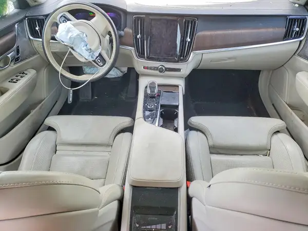 LVY062ML2NP273964 2022 VOLVO S90 - Image 8