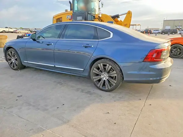 LVY062ML9NP257969 2022 VOLVO S90 - Image 2
