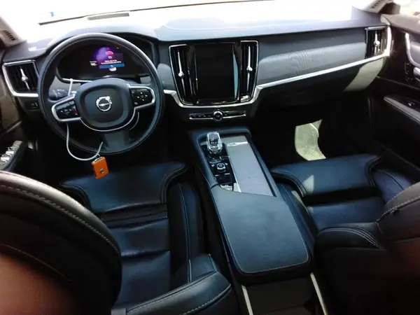 LVY062ML9NP257969 2022 VOLVO S90 - Image 8