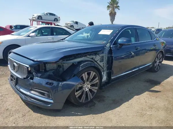 LVY062MNXPP323823 2023 VOLVO S90 - Image 2