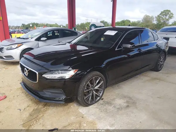 LVY102AK2KP089976 2019 VOLVO S90 - Image 2