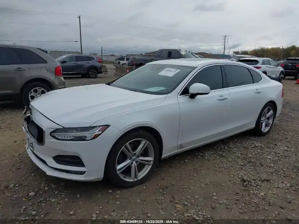 LVY102AK5JP048983 2018 VOLVO S90 - Image 2