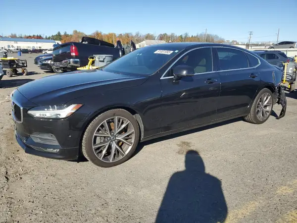 LVY102AK7JP055501 2018 VOLVO S90 - Image 1