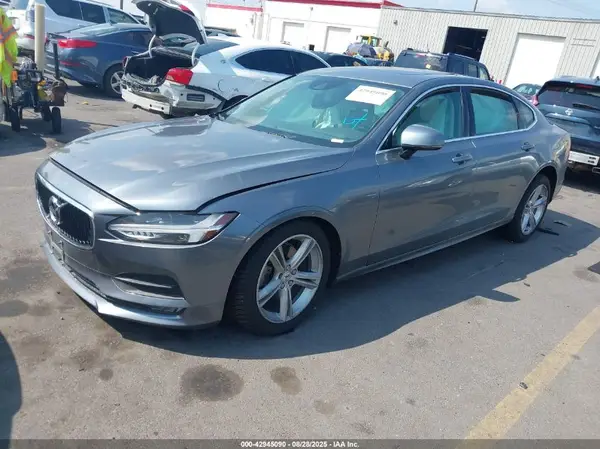 LVY102AK7KP082411 2019 VOLVO S90 - Image 2