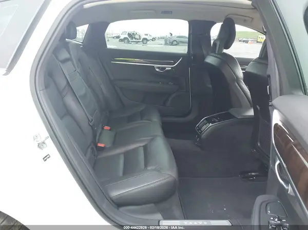 LVY102AKXJP056464 2018 VOLVO S90 - Image 8