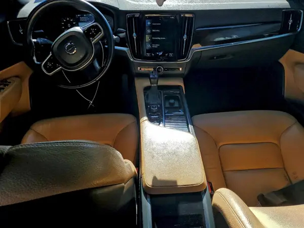 LVY102MK2JP056776 2018 VOLVO S90 - Image 8