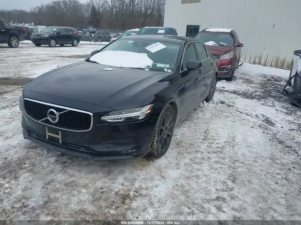 LVY102MK4KP079817 2019 VOLVO S90 - Image 2