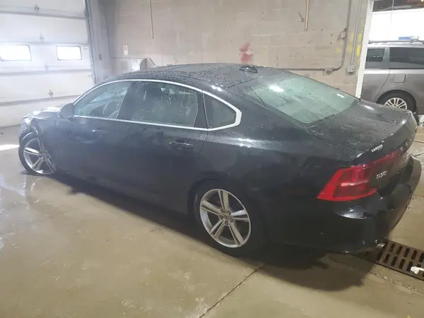 LVY102MK6JP055243 2018 VOLVO S90 - Image 2