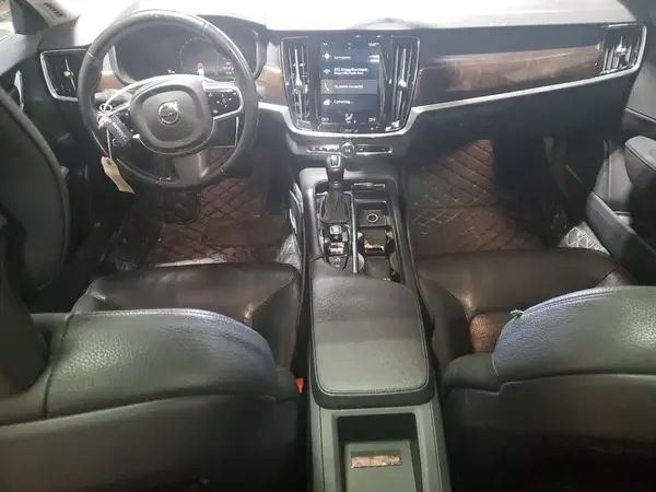 LVY102MK6JP055243 2018 VOLVO S90 - Image 8