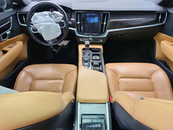 LVY982AK0JP018706 2018 VOLVO S90 - Image 8