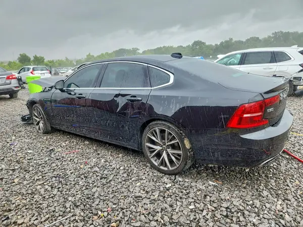 LVY982AK2JP025107 2018 VOLVO S90 - Image 2