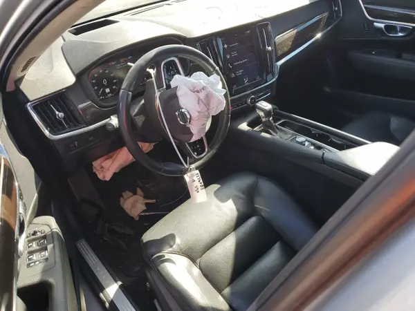 LVY982AK2JP039105 2018 VOLVO S90 - Image 8